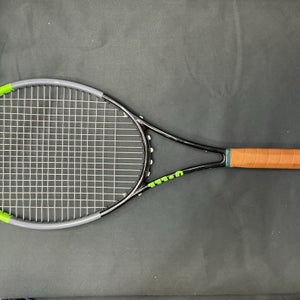 Wilson Blade Pro V7 18x20  (4 3/8) Almost Perfect