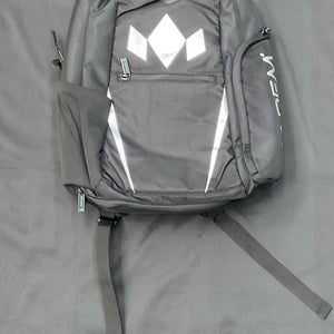 Diadem Tour V3 Pickleball Backpack Nova