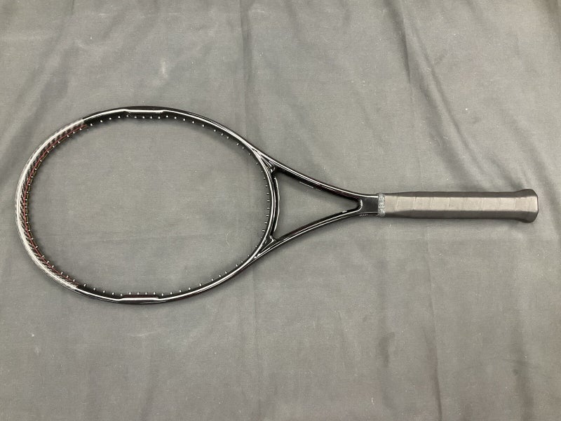 Grip Size 4 3/8 - Wilson v.13 Pro Staff Six.One 95 - 27 1/4 Length
