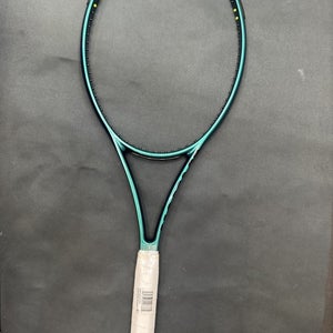 Wilson K-Blade 98  16/19 - Pro Stock Racket - Grip Size 4 3/8. Blade V9 Paint