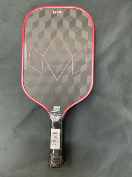 Diadem Edge 18k Pickleball Paddle.