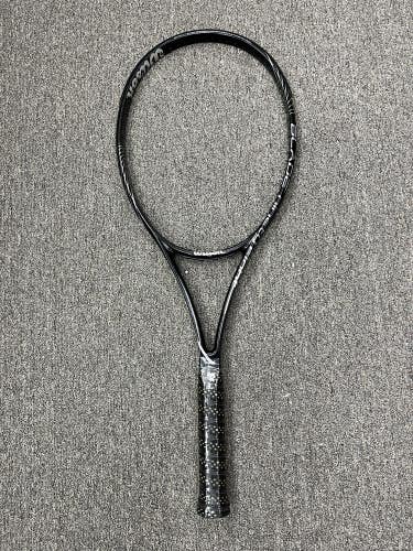 Wilson K-Blade 98 - 18x20 String Pattern - Pro Stock Racket - Grip Size 4 3/8