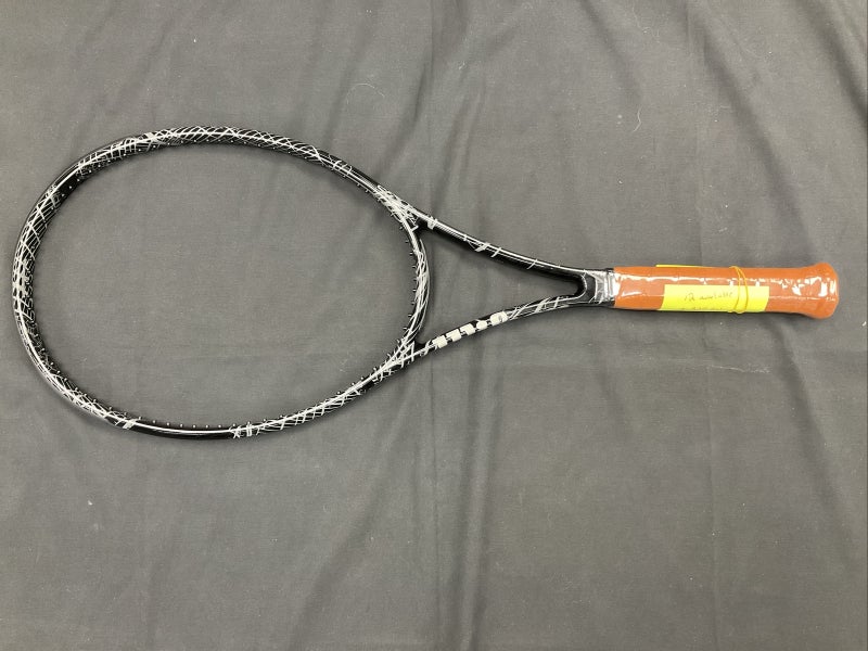 Grip Size 4 3/8 - Wilson K-Blade Pro Stock  18/20 - US Open Limited Cosmetic