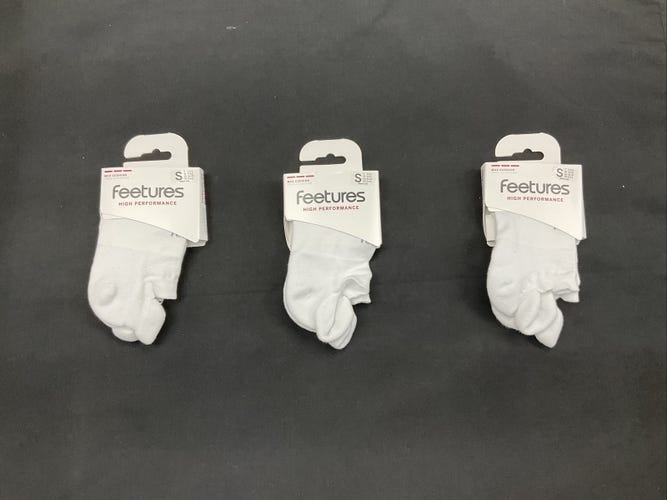 Size Small - Feetures Max Cushion No Show Socks - 3 Pack