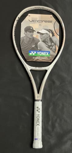 Yonex Vcore 95 Grip Size 4 1/8