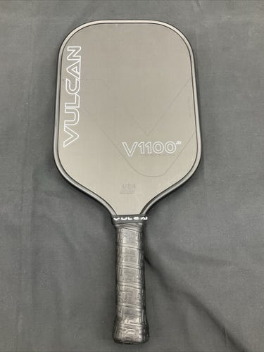 Vulcan V1100 Jay Devilliers Signature - Raw Carbon Paddle
