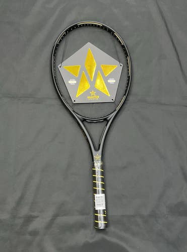 Master Athletics T100 Lite Tennis Racket Grip 1 (Black)