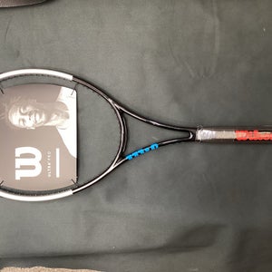 Wilson Ultra Pro V3.0 Tour Racket Grip 4 1/4