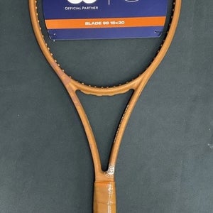 Wilson Blade 98 V8 Roland Garros Tennis Racquet 18x20, 4 3/8 grip, CUSTOM 27.25