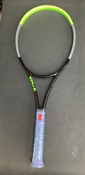 New Wilson Blade Pro V7 18x20  4 3/8 Grip New Racquet