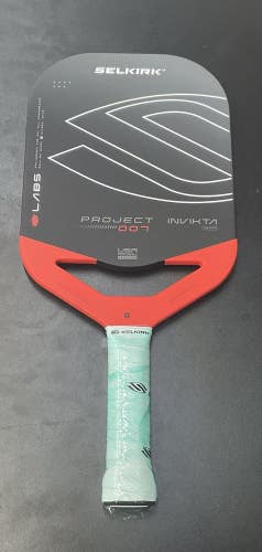 Selkirk Project 007 10mm Invikta Pickleball Paddle Used Once