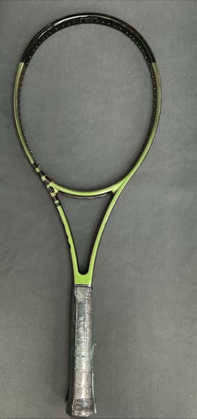 Wilson Blade Pro V8 18x20 4 3/8 | SidelineSwap | Buy and Sell on