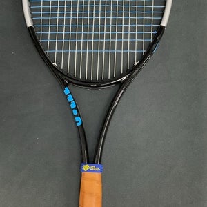 Wilson Ultra Pro V3.0 Tour Racket 3/8 Fairway Grip