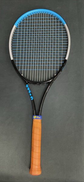 Wilson Ultra Pro V3.0 Tour Racket 3/8 Fairway Grip
