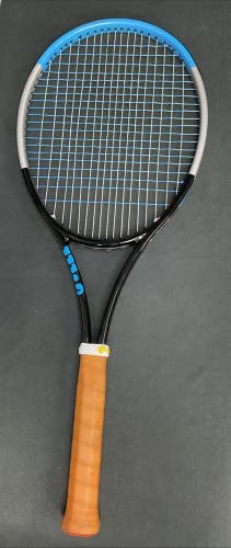 Wilson Ultra Pro V3.0 Tour Racket 3/8 Fairway Grip