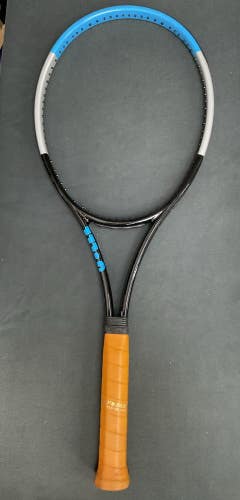 Wilson Ultra Pro V3.0 Tour Racket 3/8 Fairway Grip