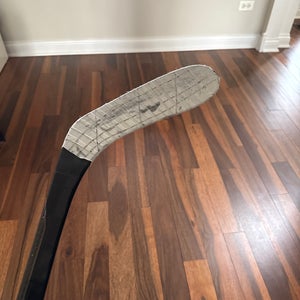 Senior Bauer Nexus Tracer Right Handed Hockey Stick P28 (New)