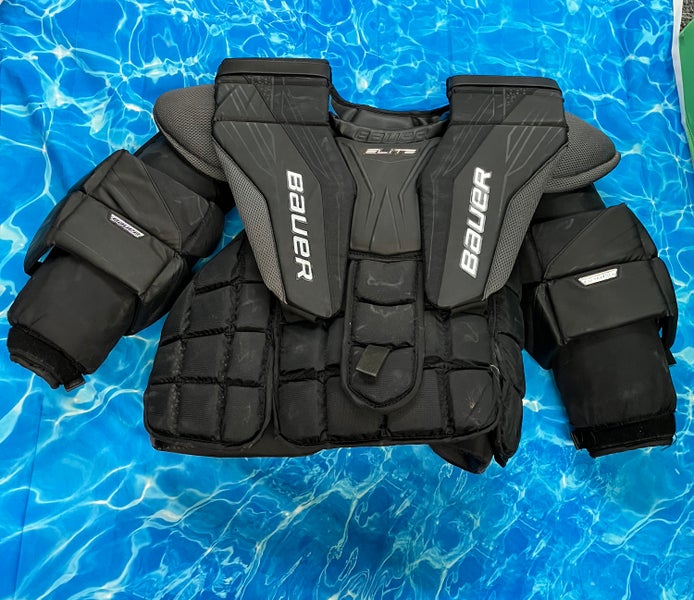 Senior Medium Bauer Elite Goalie Chest Protector (Used)