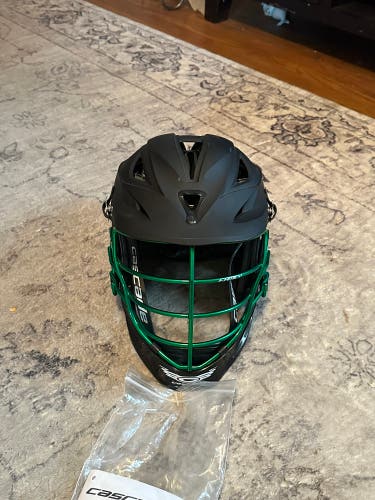 New Cascade R Matte Black Adult Helmet