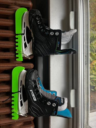 Bauer Youth Skates Size 8Y – Used 2 Seasons – Still Lots of Life