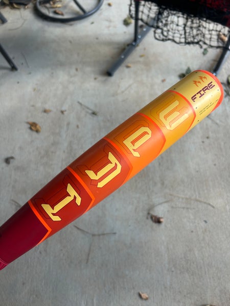 Easton Hype Fire Composite USSSA Certified Bat (-8) 22 oz 30" (Used)
