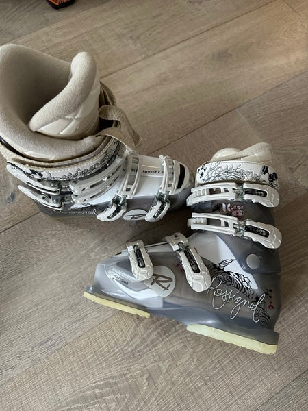 Mondo 23 & 23.5 Women's Rossignol Kiara Sensor All Mountain Ski Boots Soft Flex (Used)
