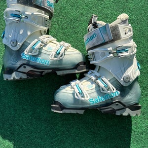 Women's Salomon Quest 80 Energyzer Ski Boots (Used) | Mondo 23.5 (278mm)