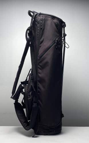 Taylormade Flex Tech Lite Stand Bag Black 4-Way Divide Dual Strap Golf Bag