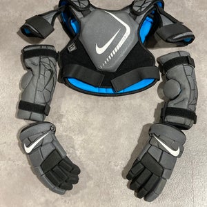 Used Youth Small Nike Vapor LT Starter Kit | Shoulder Pads, Gloves, Elbow Pads | Bag Included
