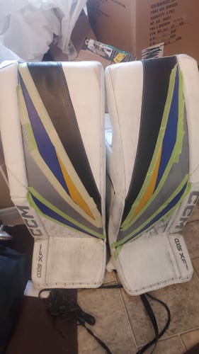 33"+1.5" CCM Axis XF Goalie pads