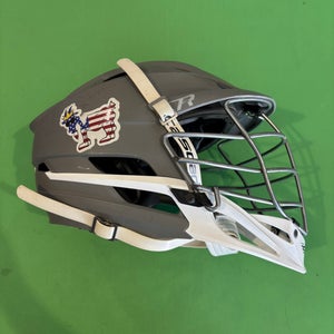 Gray Youth Cascade R Helmet (Size: OSFM)