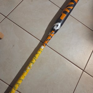 O G DeMarini Bat (-8) 26 oz 34" (Used)