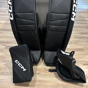 CCM Eflex 6.9 Senior Goalie Pad Set