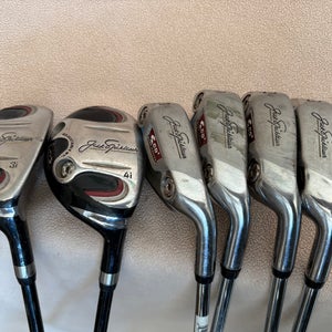 Men's Nicklaus CO2 Deep Cavity RH Clubs (Full Set) Regular Flex 7 Pieces (Used)