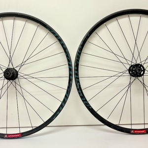 Niner 32-Spoke Black Aluminum Center Lock Disc Brake Thru Axle 29er Wheelset