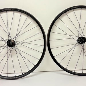 Specialized Axis Sport 24-Spoke Aluminum Disc Brake Thru Axle 700C Wheelset LOOK