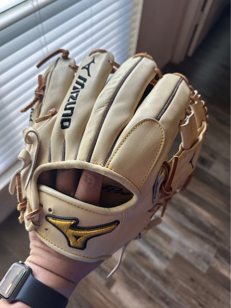 2021 Mizuno Pro RH Infield Baseball Glove 11.5" (Used)
