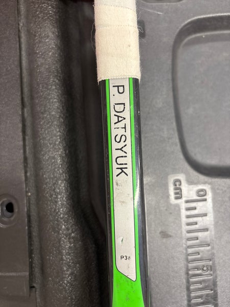 Intermediate Reebok Left Hand hockey stick PAVLE DATSYUK 0 stick RARE pro stock