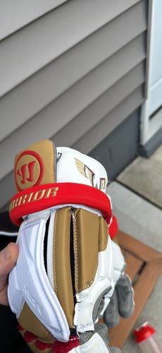 Warrior Burn Pro Lacrosse Gloves Extra Large (New)