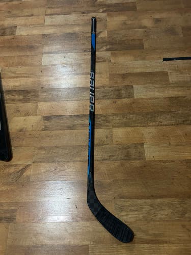 Junior Bauer Nexus Sync Left Hand Hockey Stick P88 (Used)