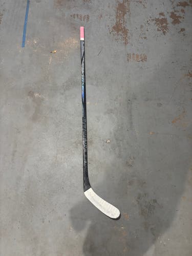 Bauer Twitch Left Hand Hockey Stick P28
