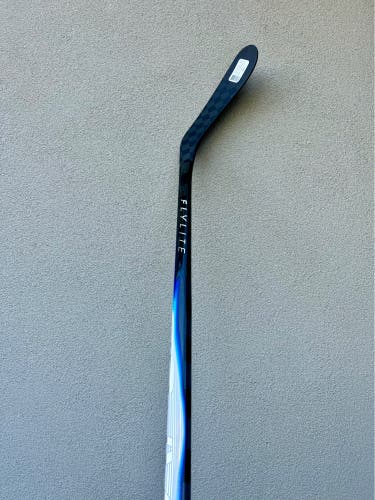 Senior Bauer Vapor FlyLite, P28, Right, Flex 70 (New)