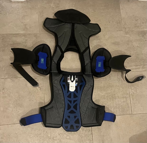 Bauer Vapor FLYLITE Hockey Shoulder Pads - Intermediate