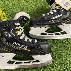 Bauer Supreme M5 Pro Hockey Skates | Youth 13 (Regular)