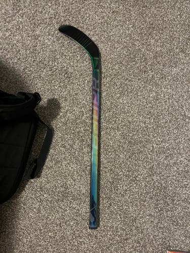 Bauer mystery mini, chameleon chrome stick. 2025 Right hand stick new
