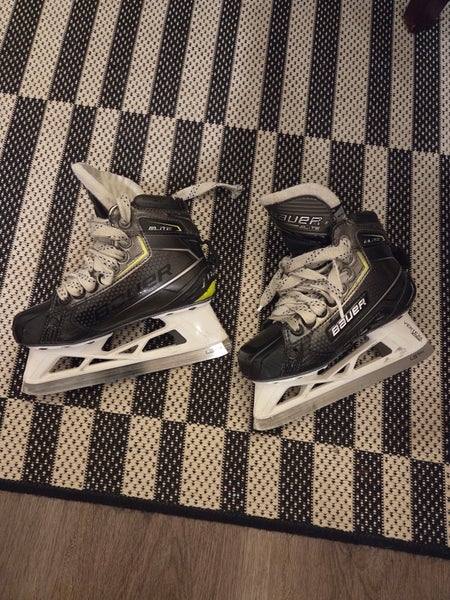 2021 Bauer Elite Hockey Goalie Skates Regular Width Size 1 (Used)