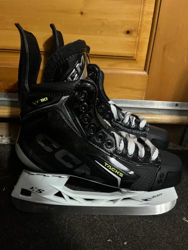 2024 CCM Tacks XF 90 Hockey Skates Regular Width 8 (New)