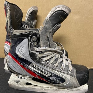 Bauer Vapor APX Hockey Skates Size 5D