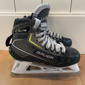 Bauer Elite Junior Hockey Goalie Skates  Size 1 (Used)