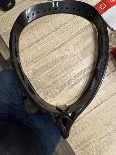 Adult Under Armour Headline Unstrung Goalie Head (Used)